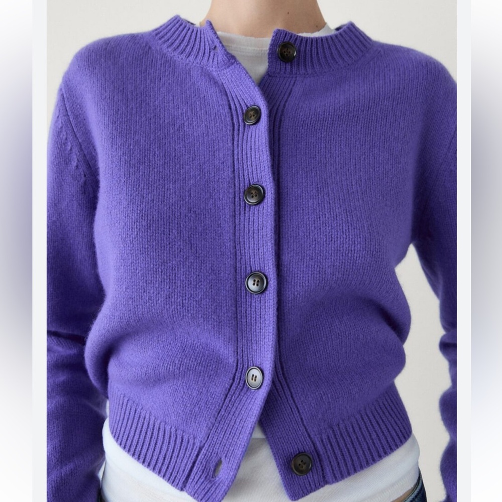 Massimo Dutti NWT purple 100% wool knit cardigan 5752/631 - Picture 2 of 5